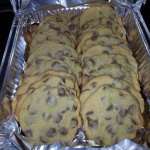 EASY CHOCOLATE CHIP COOKIES