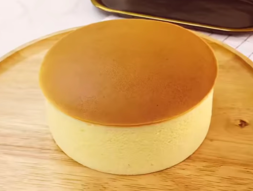 JAPANESE CHEESECAKE