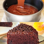 SPONGE CHOCOLATE CAKE