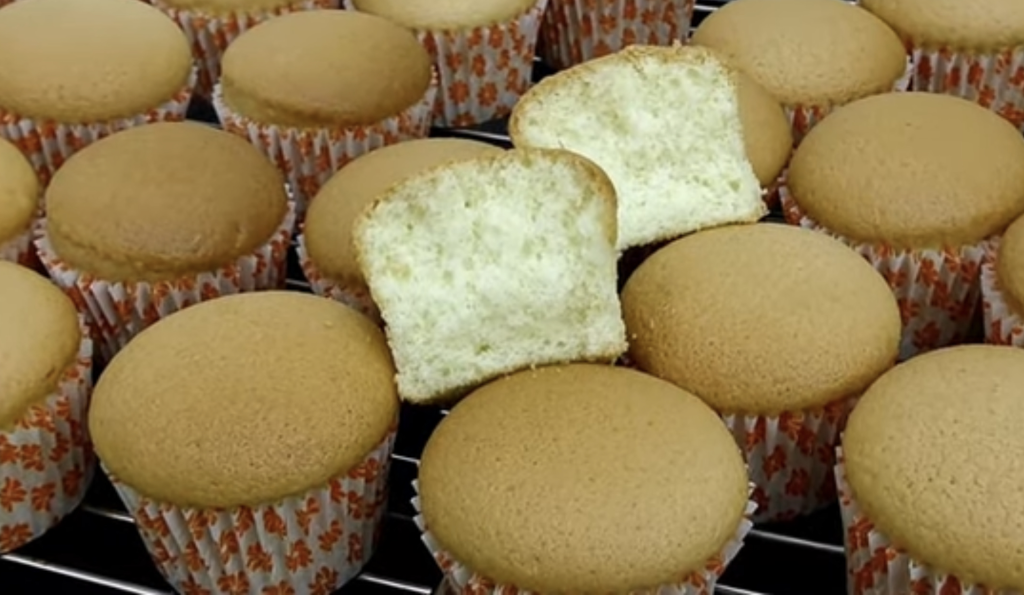 Mini Sponge Cakes