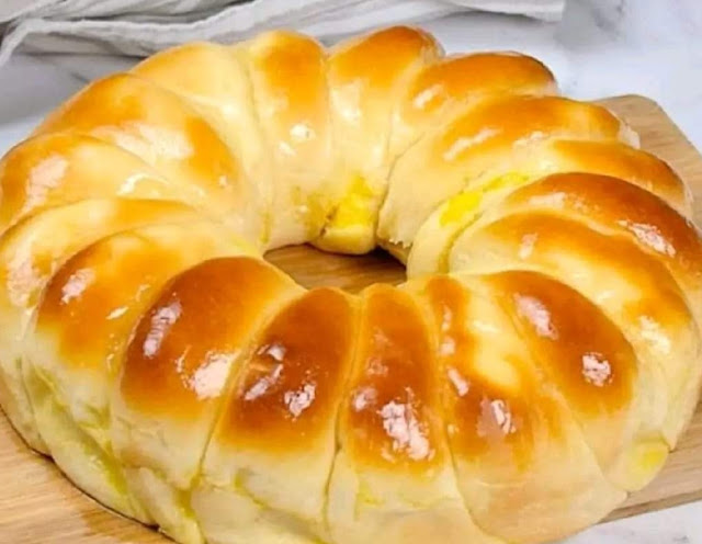 HOMEMADE SWEET BREAD