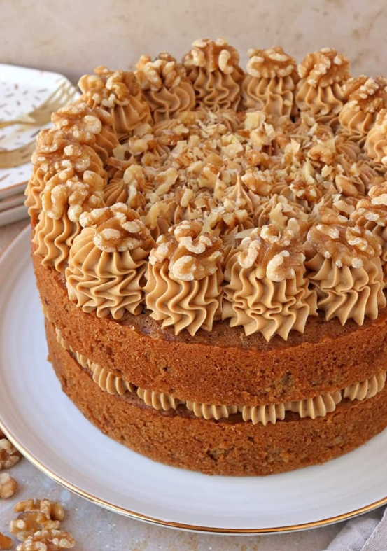 COFFEE & WALNUT CAKE