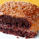 No Oven, Eggless Chocolate Cake