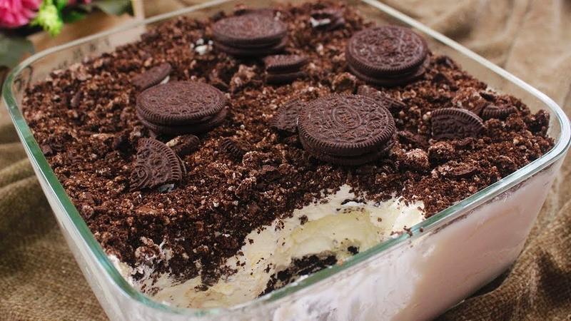 Simple Impressive Oreo Cake