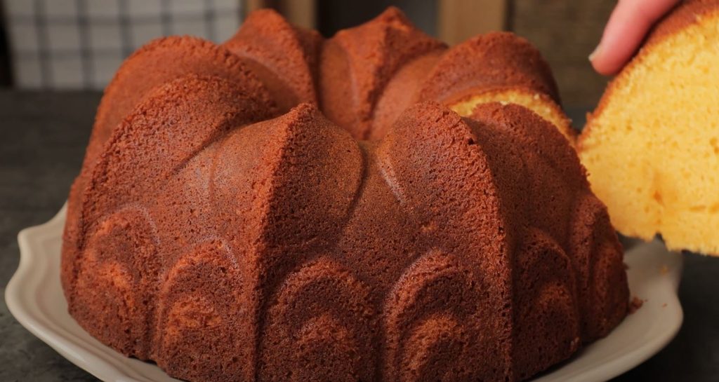 Velvety Vanilla Bundt Cake