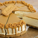 Easy No-Bake Biscoff Cheesecake